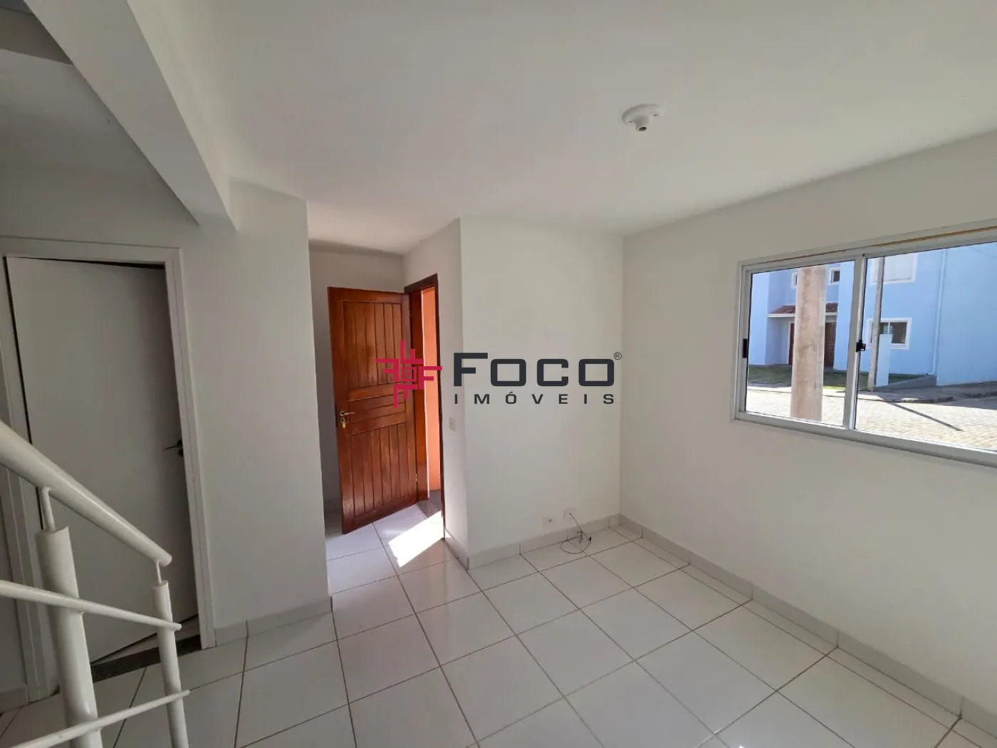Alugar Casa / Condomínio em São José dos Campos R$ 2.200,00 - Foto 2