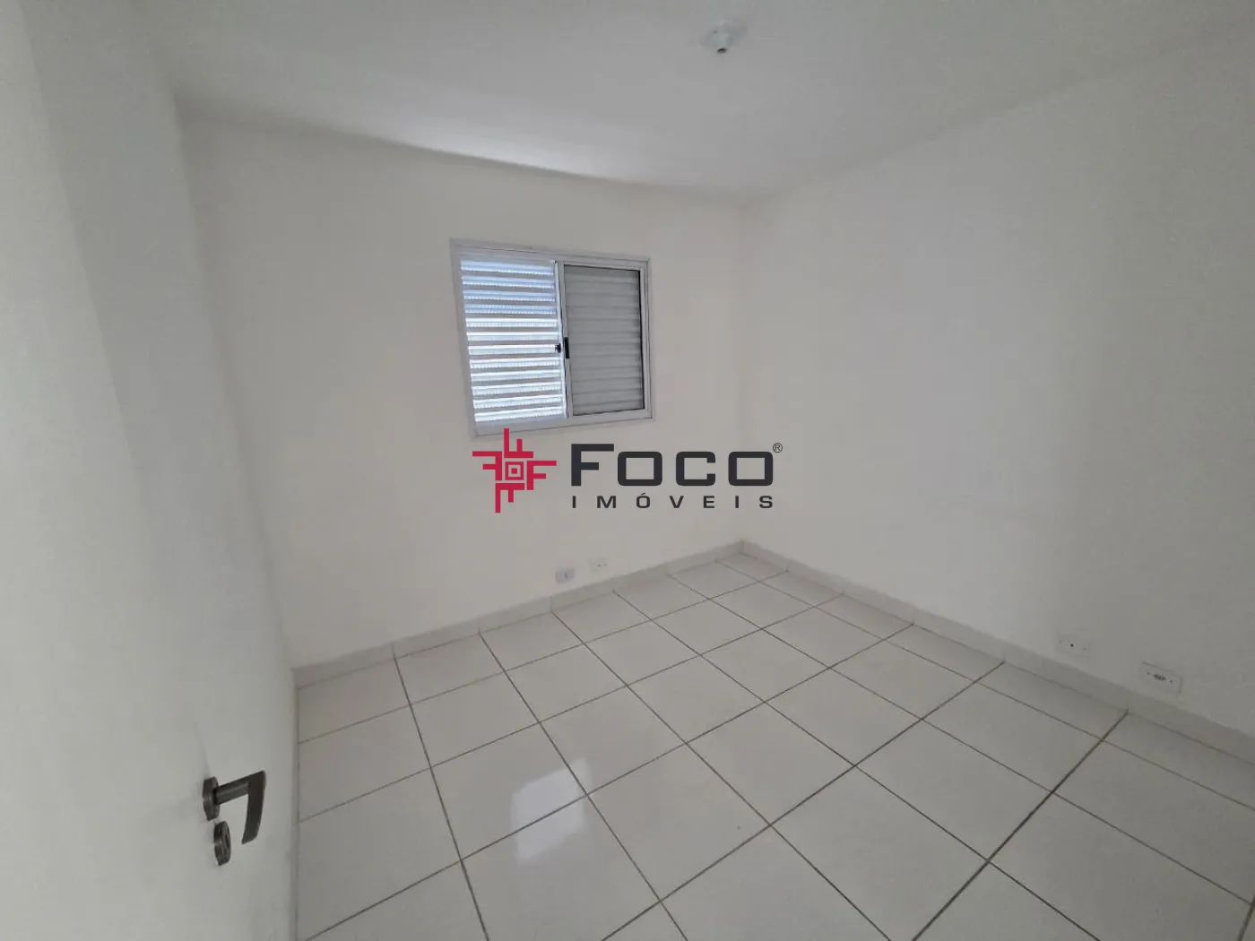 Alugar Casa / Condomínio em São José dos Campos R$ 2.200,00 - Foto 5