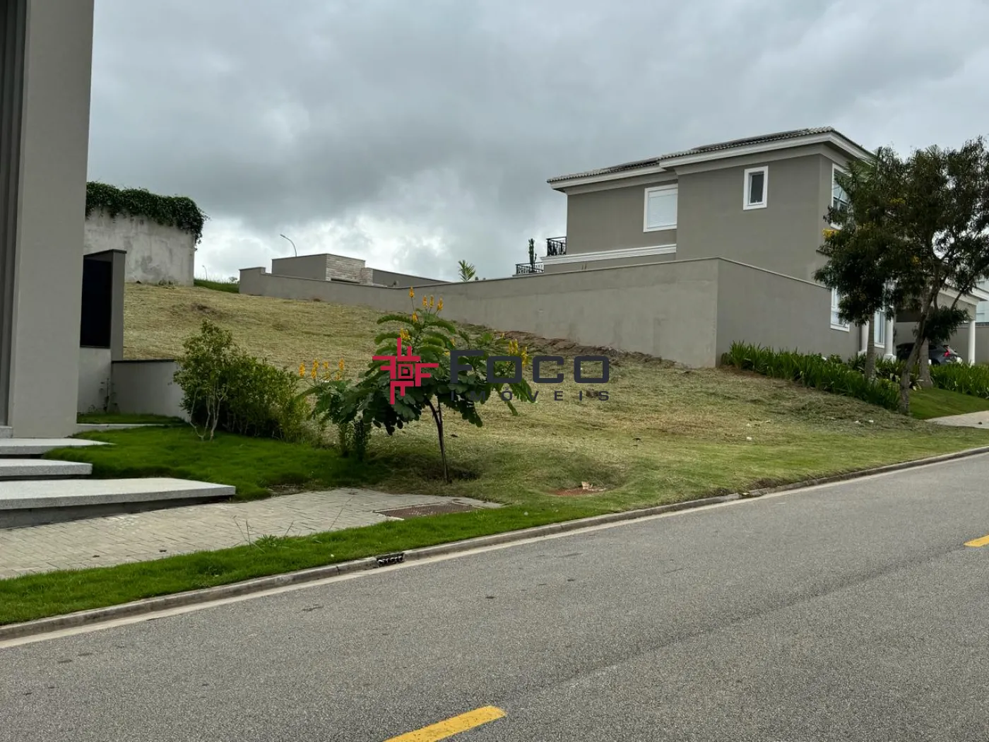Comprar Terreno / Área em São José dos Campos R$ 1.400.000,00 - Foto 2