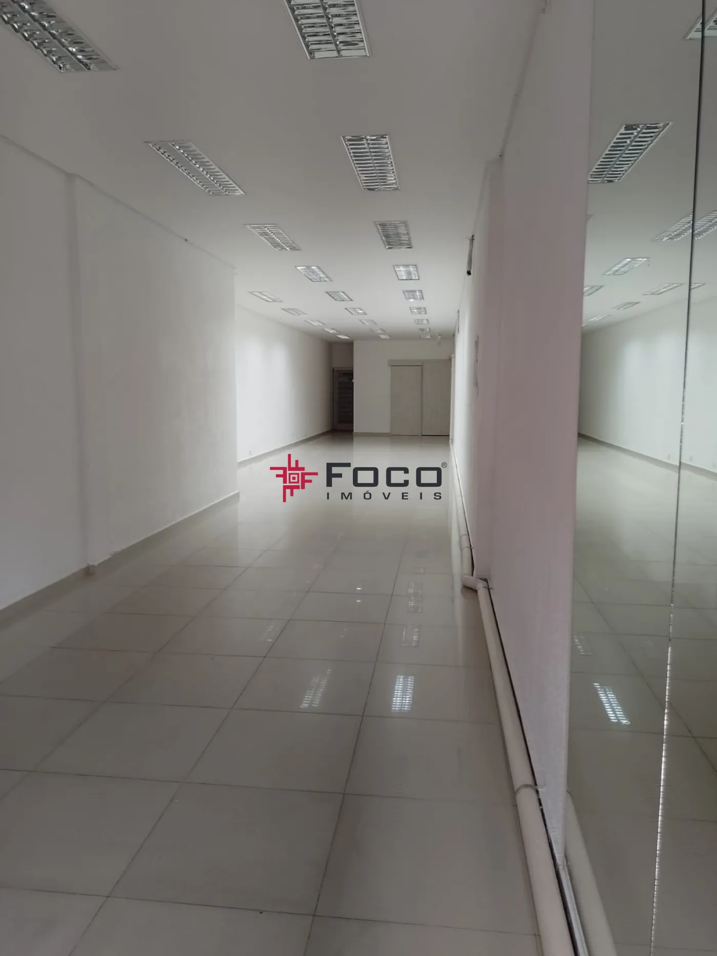 Alugar Comercial / Ponto Comercial em São José dos Campos R$ 8.000,00 - Foto 2