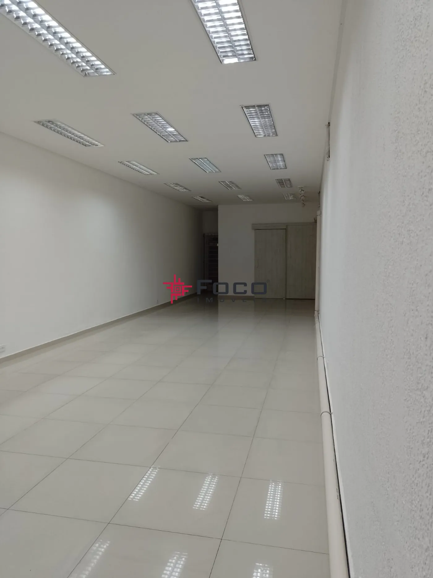 Alugar Comercial / Ponto Comercial em São José dos Campos R$ 8.000,00 - Foto 4