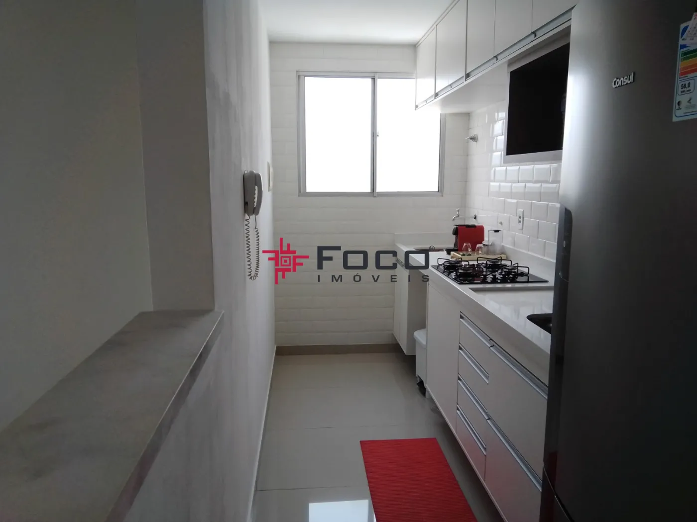Alugar Apartamento / Padrão em Jacareí R$ 2.000,00 - Foto 2