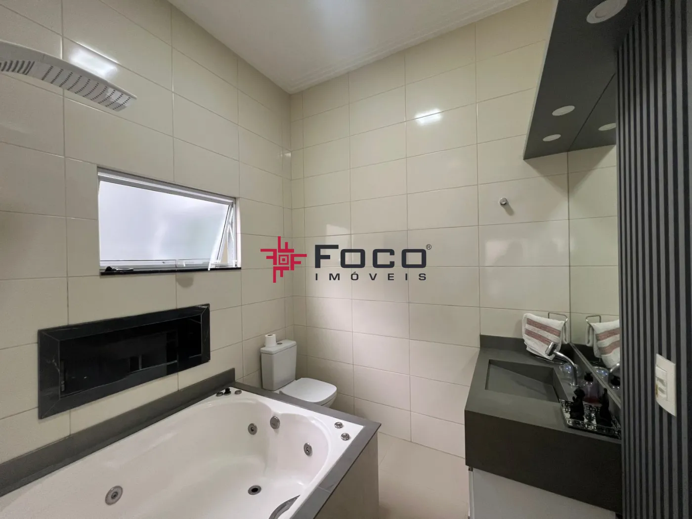 Alugar Casa / Padrão em Jacareí R$ 7.500,00 - Foto 24