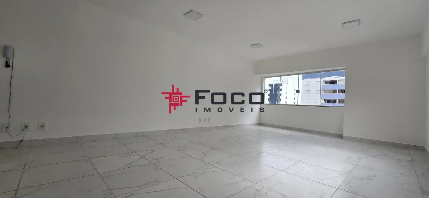 Alugar Comercial / Sala em São José dos Campos R$ 1.300,00 - Foto 3