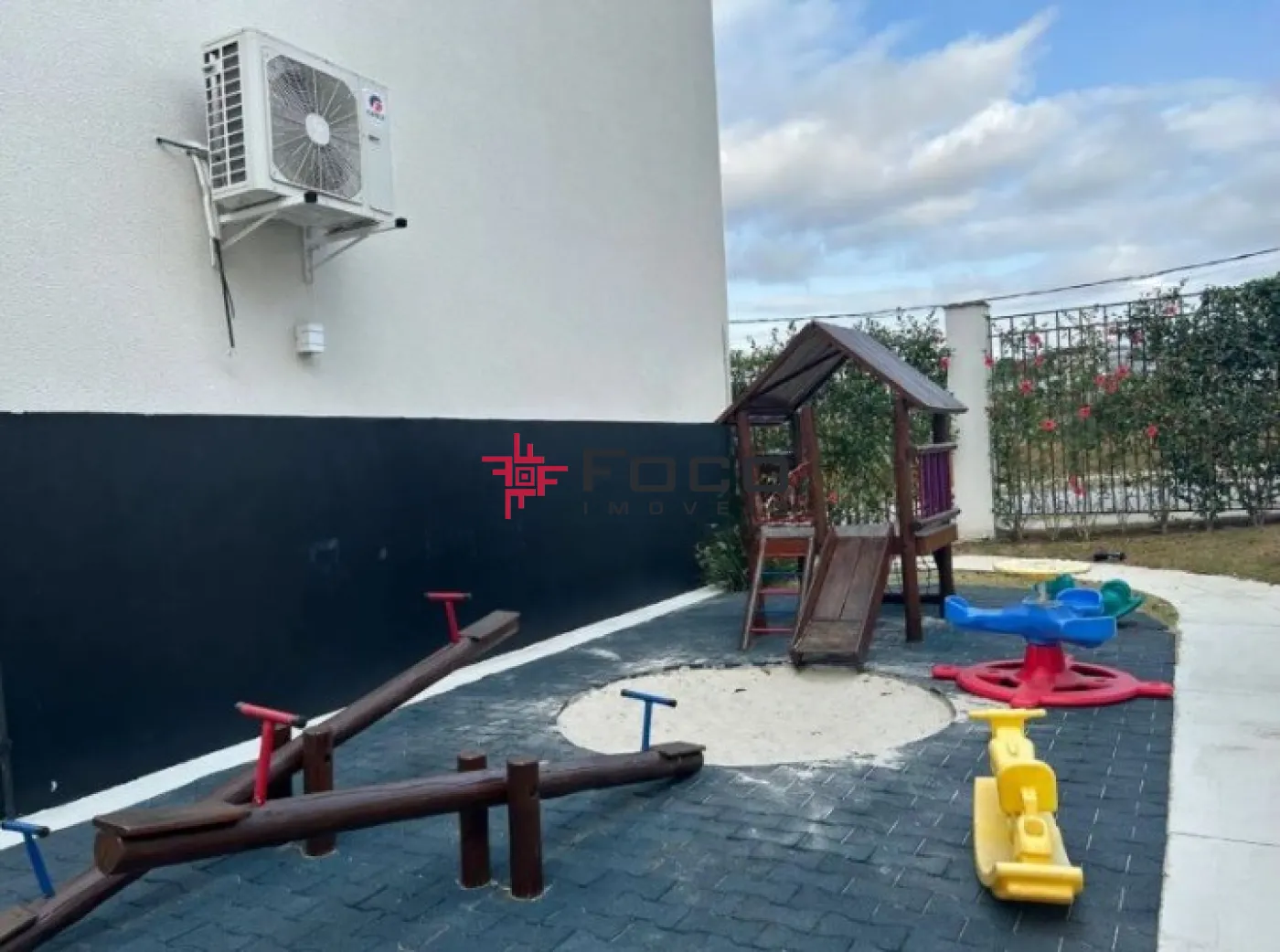 Comprar Terreno / Condomínio em São José dos Campos R$ 815.000,00 - Foto 12