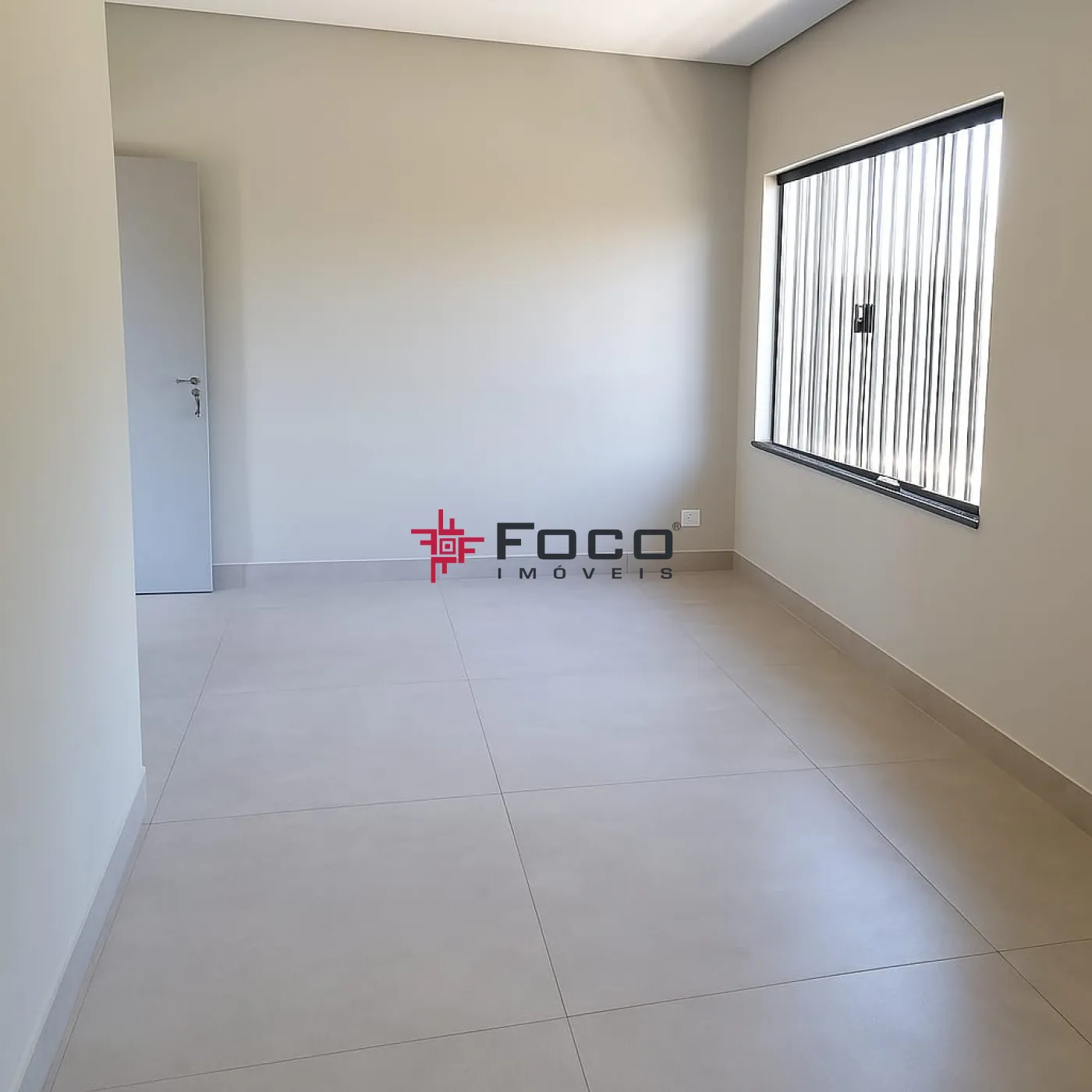 Alugar Comercial / Sala Comercial em São José dos Campos R$ 1.800,00 - Foto 3