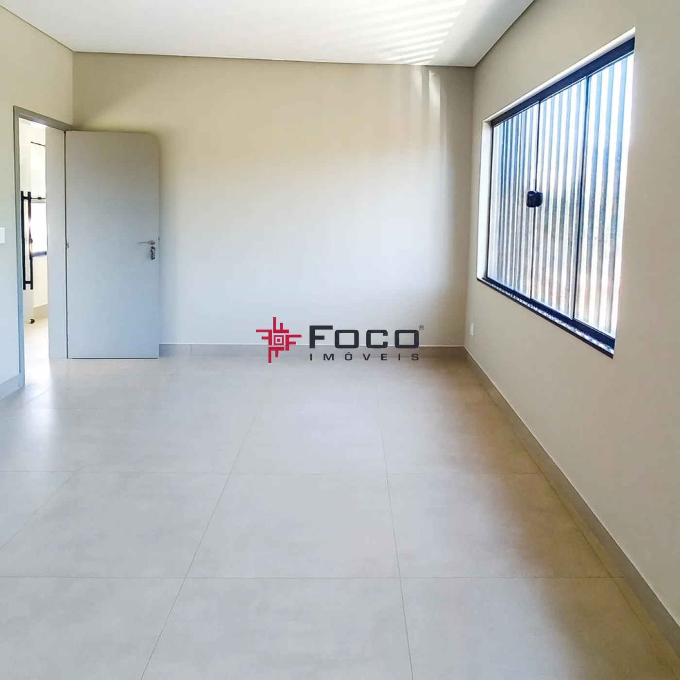 Alugar Comercial / Sala Comercial em São José dos Campos R$ 1.800,00 - Foto 2