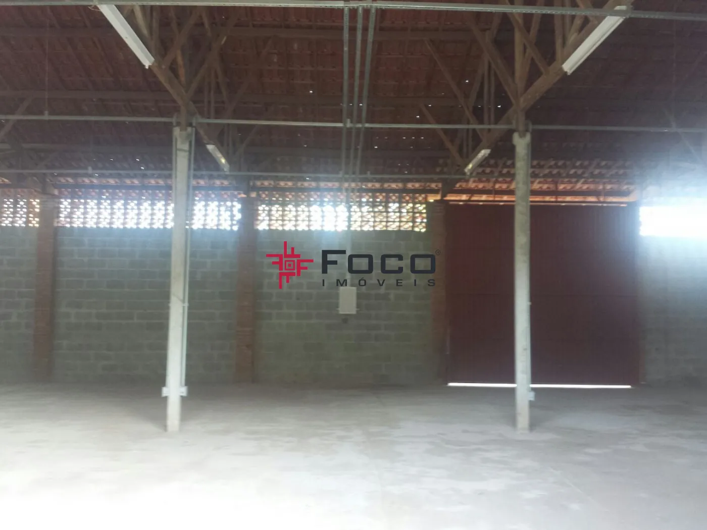 Alugar Comercial / Galpão em Jambeiro R$ 4.500,00 - Foto 7