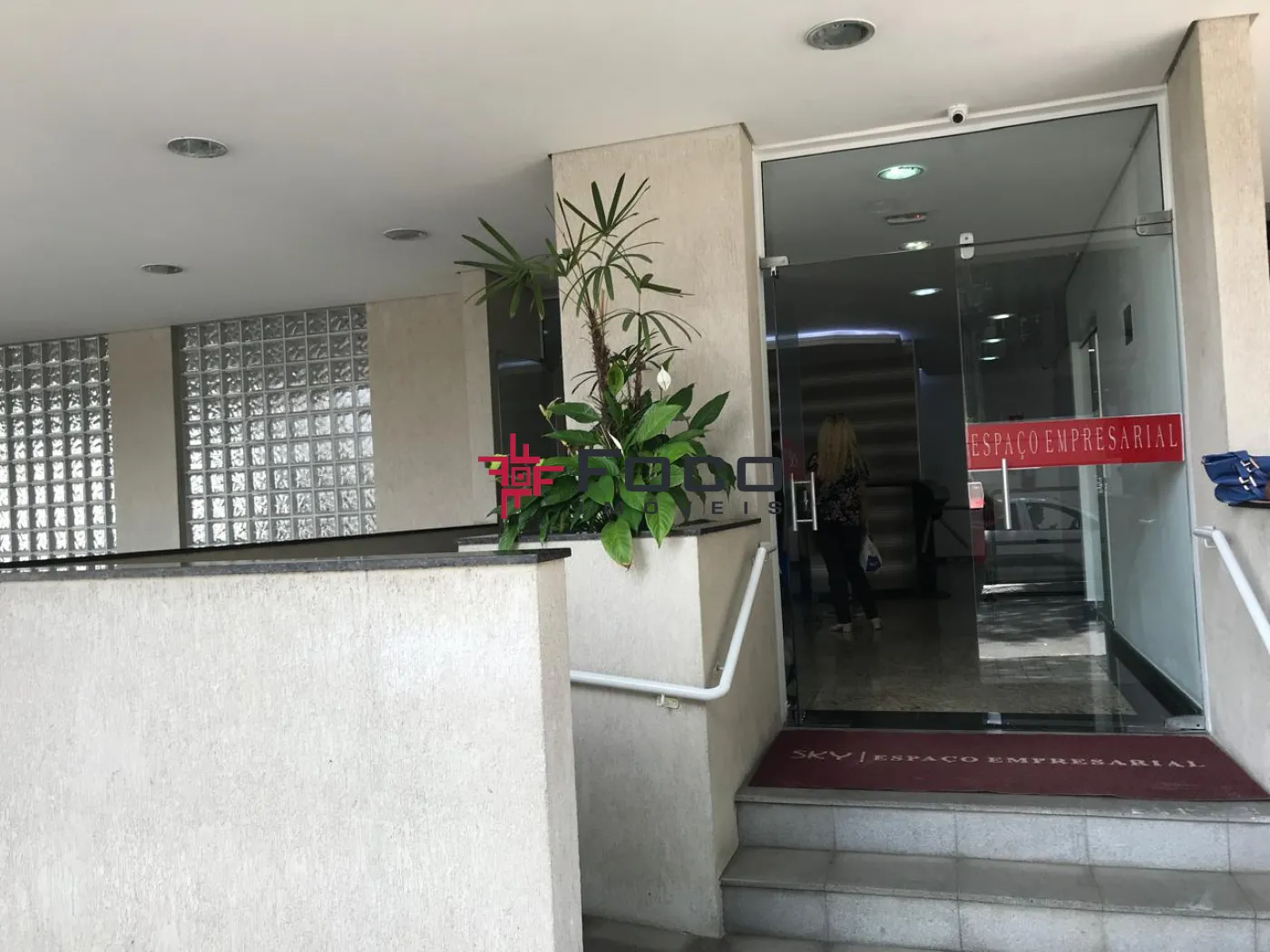 Comprar Comercial / Sala em São José dos Campos R$ 215.000,00 - Foto 2