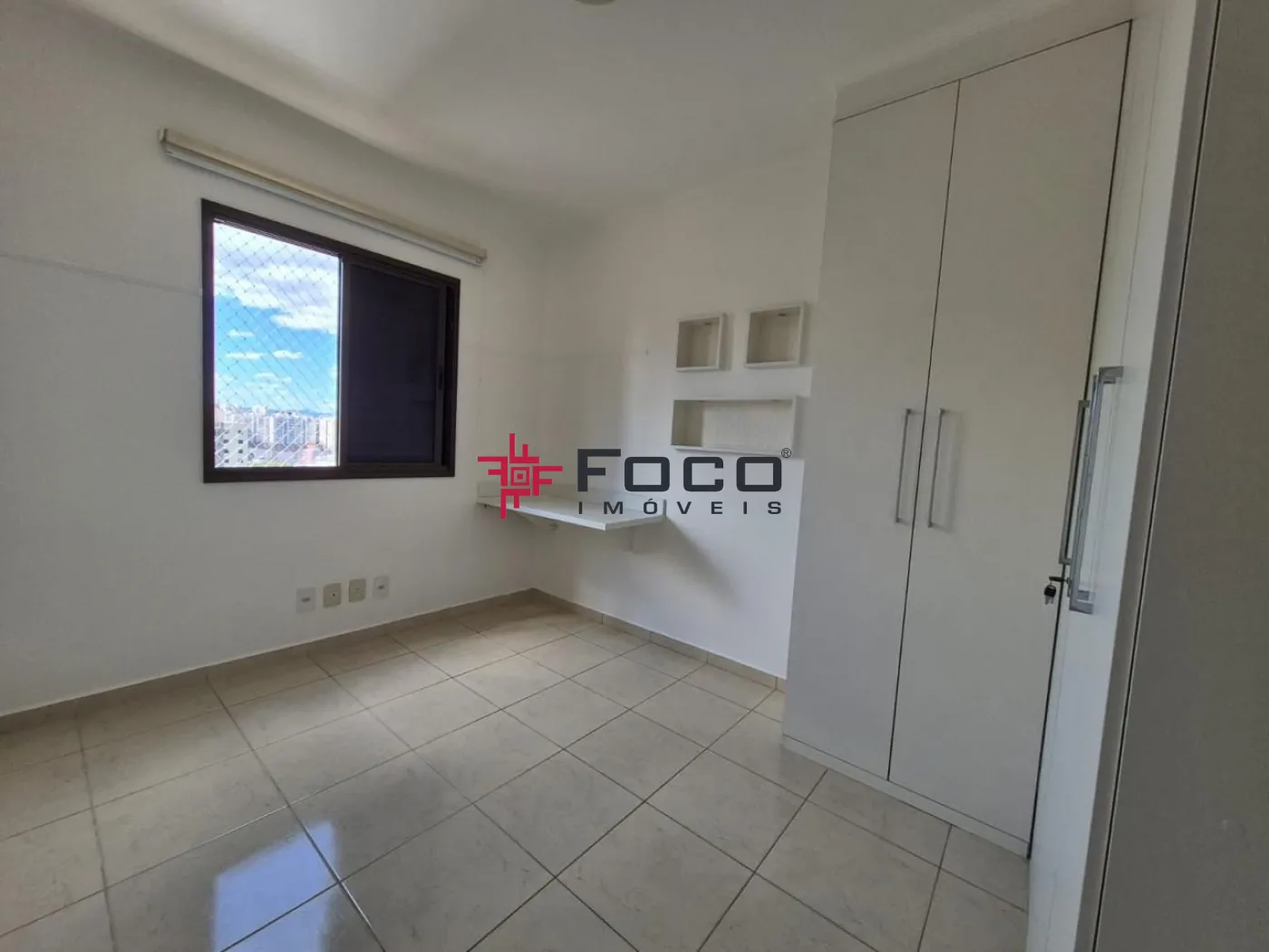 Alugar Apartamento / Padrão em São José dos Campos R$ 3.500,00 - Foto 4