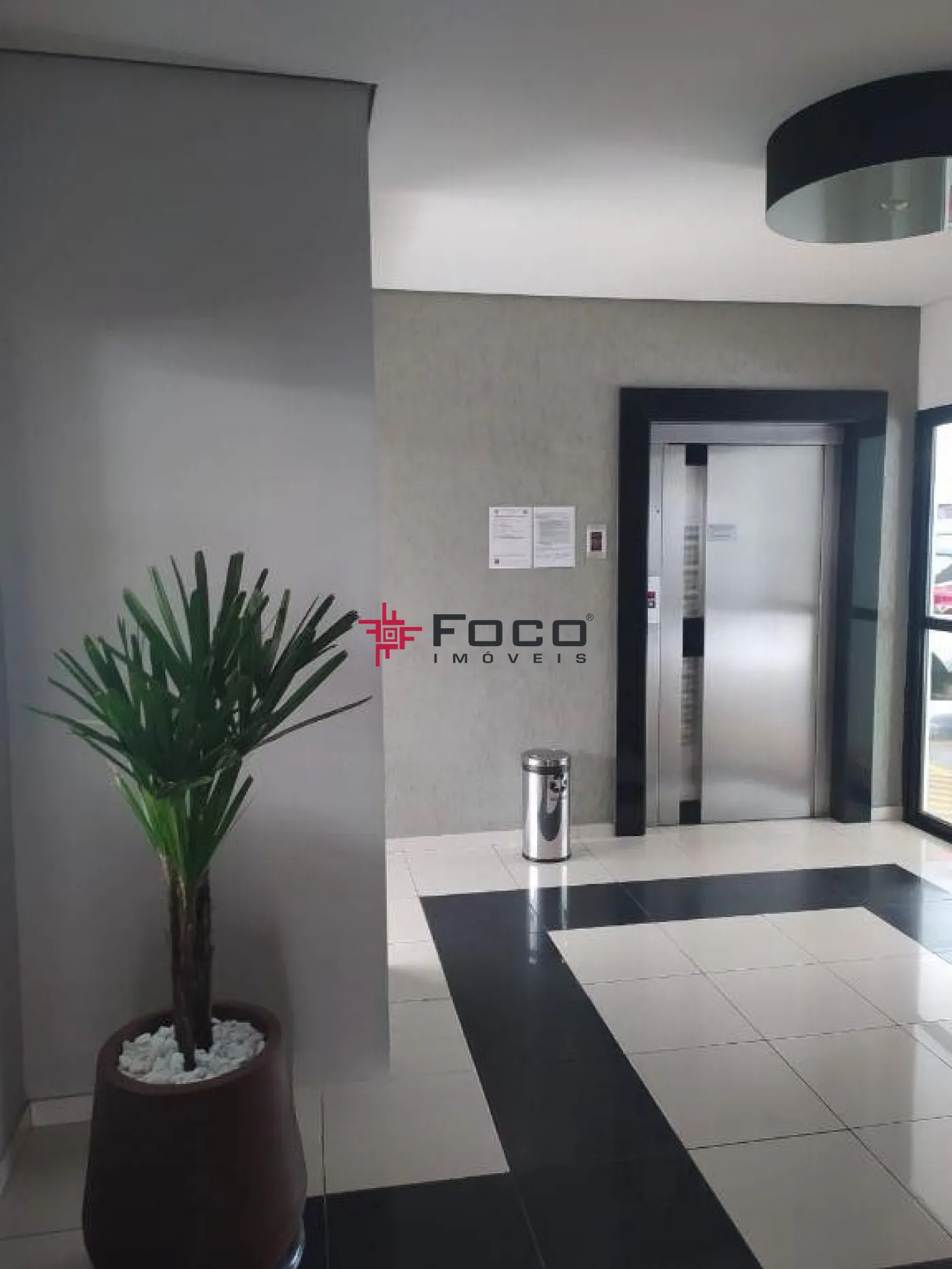 Alugar Apartamento / Padrão em São José dos Campos R$ 1.900,00 - Foto 2