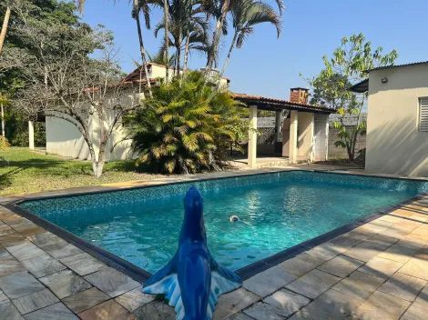 imagem 1 - Chácara com fundo para o Rio Paraíba / Mobiliada / vendida de porteira fechada / 03 dormitórios com 1 suíte / Piscina / Freguesia da Escada /150 m² de construção / 2.500 m² de terreno / Guararema - Jacareí imagem 1 - Chácara com fundo para o Rio Paraíba / Mobiliada / vendida de porteira fechada / 03 dormitórios com 1 suíte / Piscina / Freguesia da Escada /150 m² de construção / 2.500 m² de terreno / Guararema - Jacareí