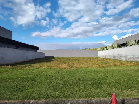 imagem 3 - Lote plano em condomínio fechado Colinas do Parathey - Urabnova - 600m² imagem 3 - Lote plano em condomínio fechado Colinas do Parathey - Urabnova - 600m²