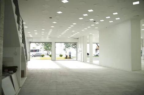 imagem 4 - Ponto Comercial, com 300 metros de salão plano, mezanino 80 metros,2 banheiros imagem 4 - Ponto Comercial, com 300 metros de salão plano, mezanino 80 metros,2 banheiros