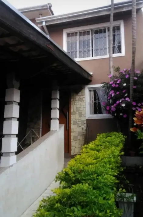 imagem 1 - Casa com Mezanino/ Centro/ 04 Dormitórios sendo 02 suítes/ São José dos Campos imagem 1 - Casa com Mezanino/ Centro/ 04 Dormitórios sendo 02 suítes/ São José dos Campos