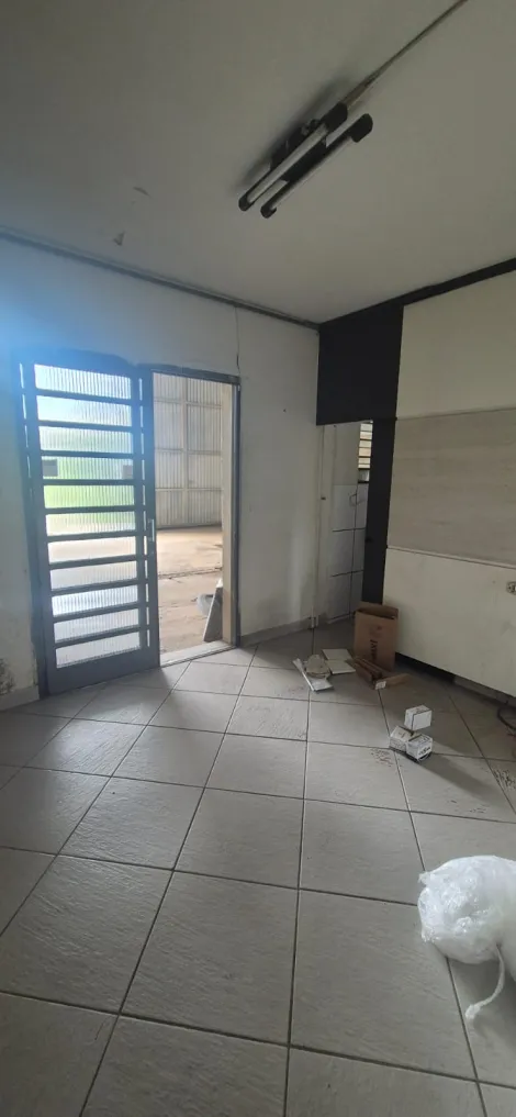 imagem 5 - Galpão para locação na Vila São Pedro / 250m² / São José dos Campos imagem 5 - Galpão para locação na Vila São Pedro / 250m² / São José dos Campos