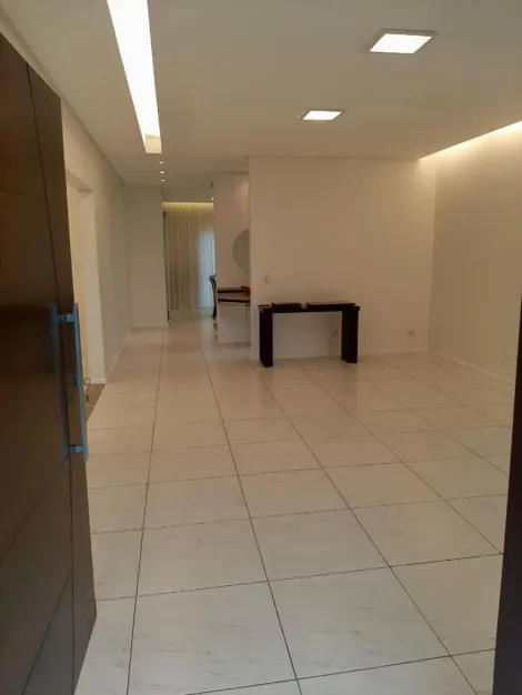 imagem 5 - Sobrado desocupado - Terras do Vale em Caçapava - 04 dormitórios - 278m² de área construída imagem 5 - Sobrado desocupado - Terras do Vale em Caçapava - 04 dormitórios - 278m² de área construída