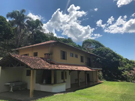 imagem 4 - Excelente sítio  / 02 casas / COM ESCRITURA / 135.000 m² de terreno / 300 m² de construção / 02 nascentes / Piscina / Área Gourmet / Lago de Peixe / São José dos Campos. imagem 4 - Excelente sítio  / 02 casas / COM ESCRITURA / 135.000 m² de terreno / 300 m² de construção / 02 nascentes / Piscina / Área Gourmet / Lago de Peixe / São José dos Campos.