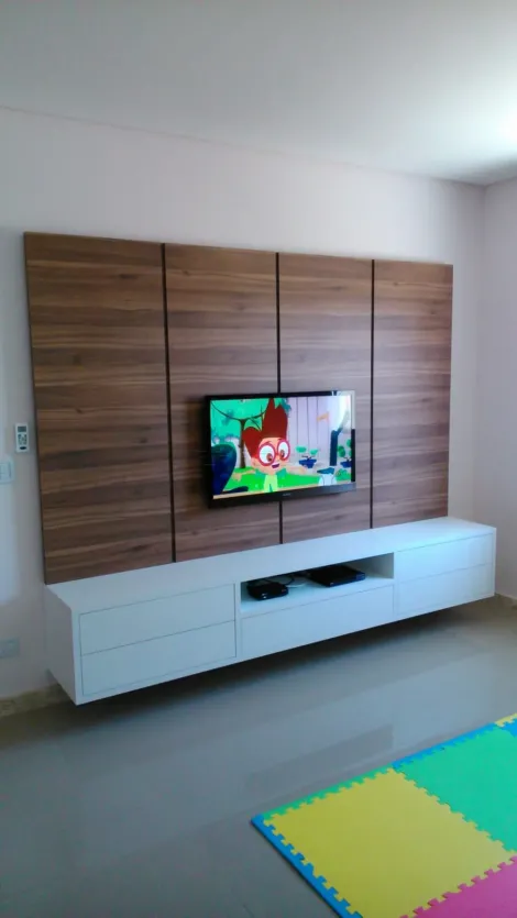 imagem 2 - Sobrado no Residencial Mantiqueira / 3 dormitórios sendo 1 suíte com closet / 252m² de terreno / 193m² de construção / São José dos Campos imagem 2 - Sobrado no Residencial Mantiqueira / 3 dormitórios sendo 1 suíte com closet / 252m² de terreno / 193m² de construção / São José dos Campos