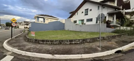 imagem 1 - Terreno de Esquina de 329m² para Venda no Floradas do Paratehy imagem 1 - Terreno de Esquina de 329m² para Venda no Floradas do Paratehy