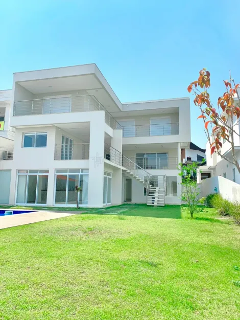 imagem 1 - Casa em Condomínio com 4 suítes, piscina e jardim no Urbanova imagem 1 - Casa em Condomínio com 4 suítes, piscina e jardim no Urbanova