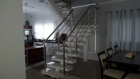 imagem 4 - Excelente no Residencial Mantiqueira / 3 dormitórios sendo 1 suíte com closet / Piscina / Espaço gourmet / 254m² de terreno / 230m² de construção / São José dos Campos imagem 4 - Excelente no Residencial Mantiqueira / 3 dormitórios sendo 1 suíte com closet / Piscina / Espaço gourmet / 254m² de terreno / 230m² de construção / São José dos Campos