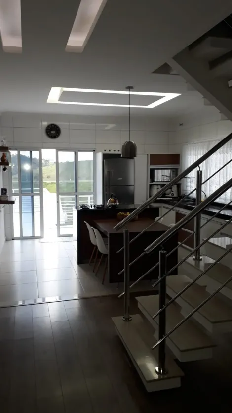 imagem 5 - Excelente no Residencial Mantiqueira / 3 dormitórios sendo 1 suíte com closet / Piscina / Espaço gourmet / 254m² de terreno / 230m² de construção / São José dos Campos imagem 5 - Excelente no Residencial Mantiqueira / 3 dormitórios sendo 1 suíte com closet / Piscina / Espaço gourmet / 254m² de terreno / 230m² de construção / São José dos Campos