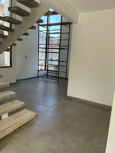 imagem 2 - Sobrado recém-construído no Residencial Mantiqueira / 4 quartos sendo 3 suítes com closet / Piscina / 252m² de terreno / 180m² de construção / São José dos Campos imagem 2 - Sobrado recém-construído no Residencial Mantiqueira / 4 quartos sendo 3 suítes com closet / Piscina / 252m² de terreno / 180m² de construção / São José dos Campos