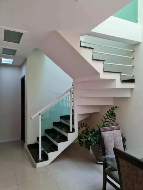 imagem 3 - Casa Sobrado com 3 Dormitórios no Jardim Rodolfo - R$ 795.000,00 Analisa Permuta imagem 3 - Casa Sobrado com 3 Dormitórios no Jardim Rodolfo - R$ 795.000,00 Analisa Permuta